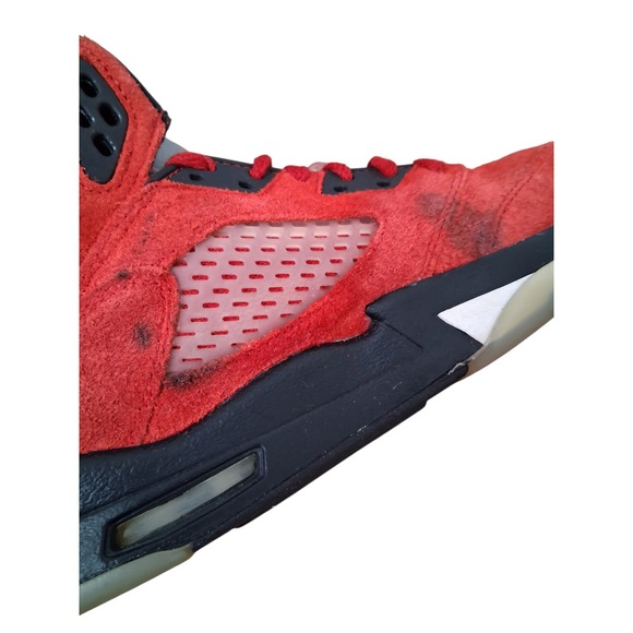 Air Jordan 5 Retro Red suede Raging Bull Mens Youth Size 6Y Streetwear 
Sneakers main image 11
